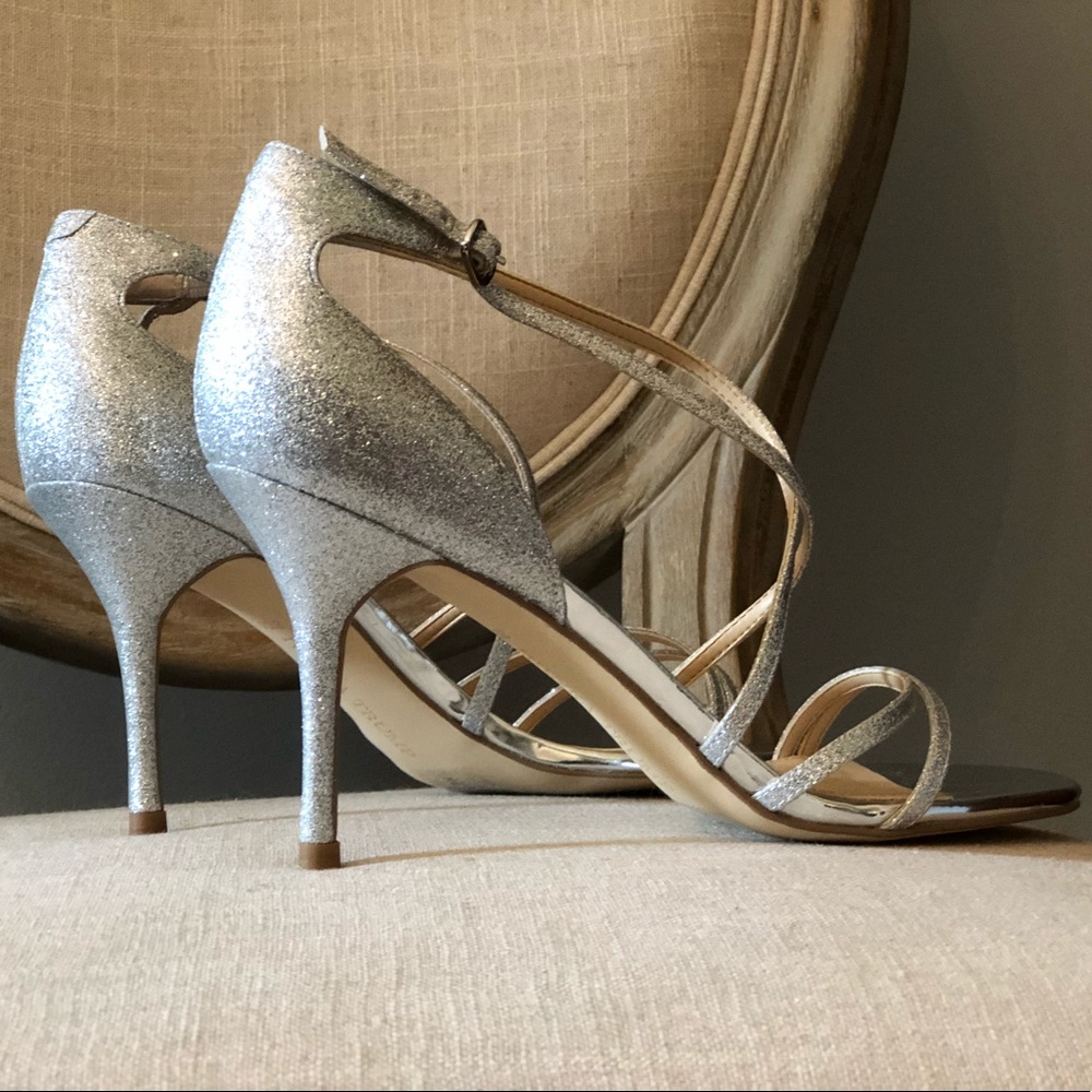 Strappy Silver Textured Ivanka Trump Garis Heels